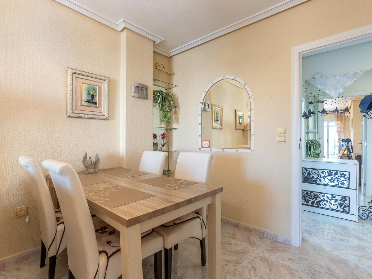 Penthouse te koop in Torrevieja | 2 slaapkamers H5364976