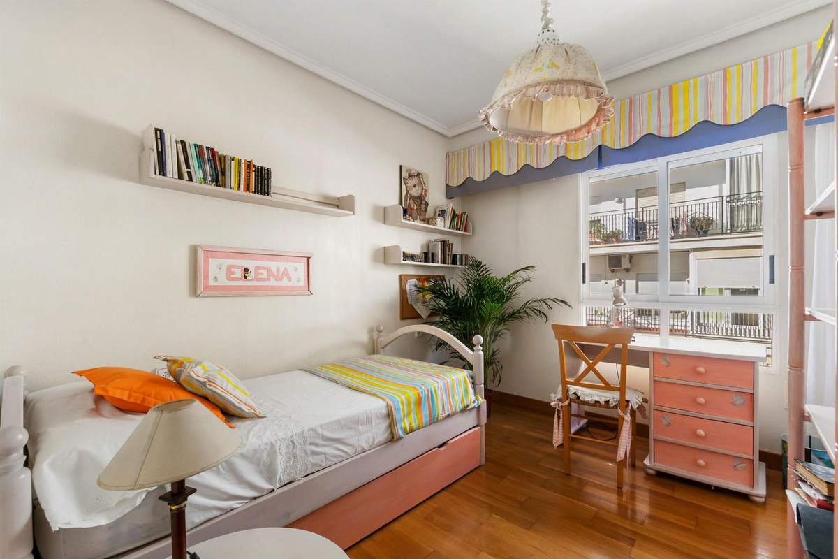 Appartement te koop in Torrevieja | 4 slaapkamers H5365573