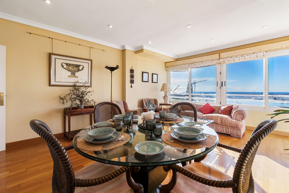 Appartement te koop in Torrevieja | 4 slaapkamers H5365573