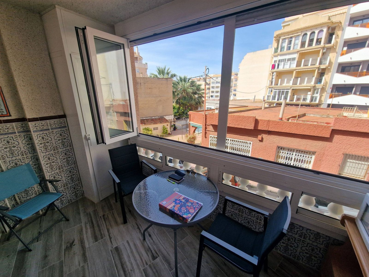 Appartement te koop in Torrevieja | 2 slaapkamers H5367115