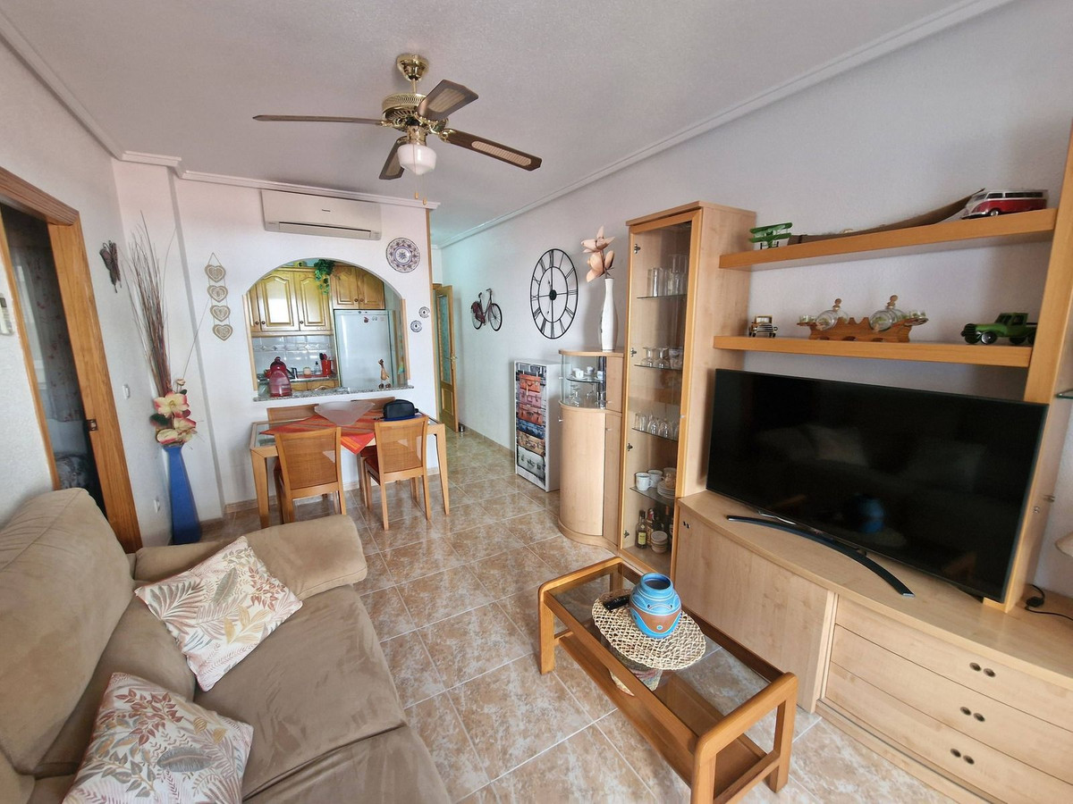 Appartement te koop in Torrevieja | 2 slaapkamers H5367115