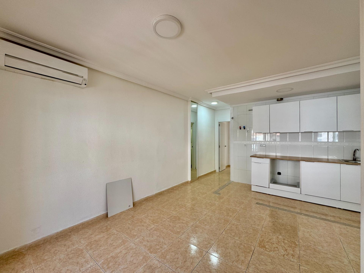 Appartement te koop in Torrevieja | 2 slaapkamers H5367550