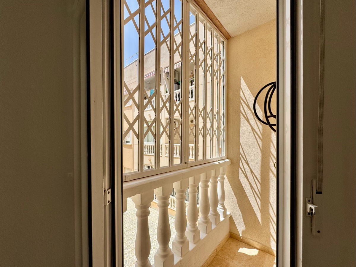 Appartement te koop in Torrevieja | 2 slaapkamers H5367550