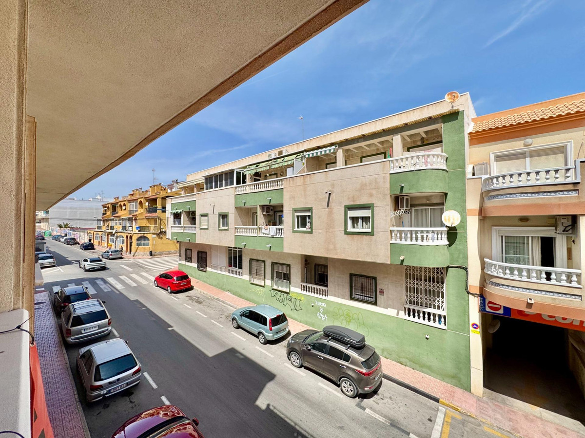 Appartement te koop in Torrevieja | 2 slaapkamers H5367550