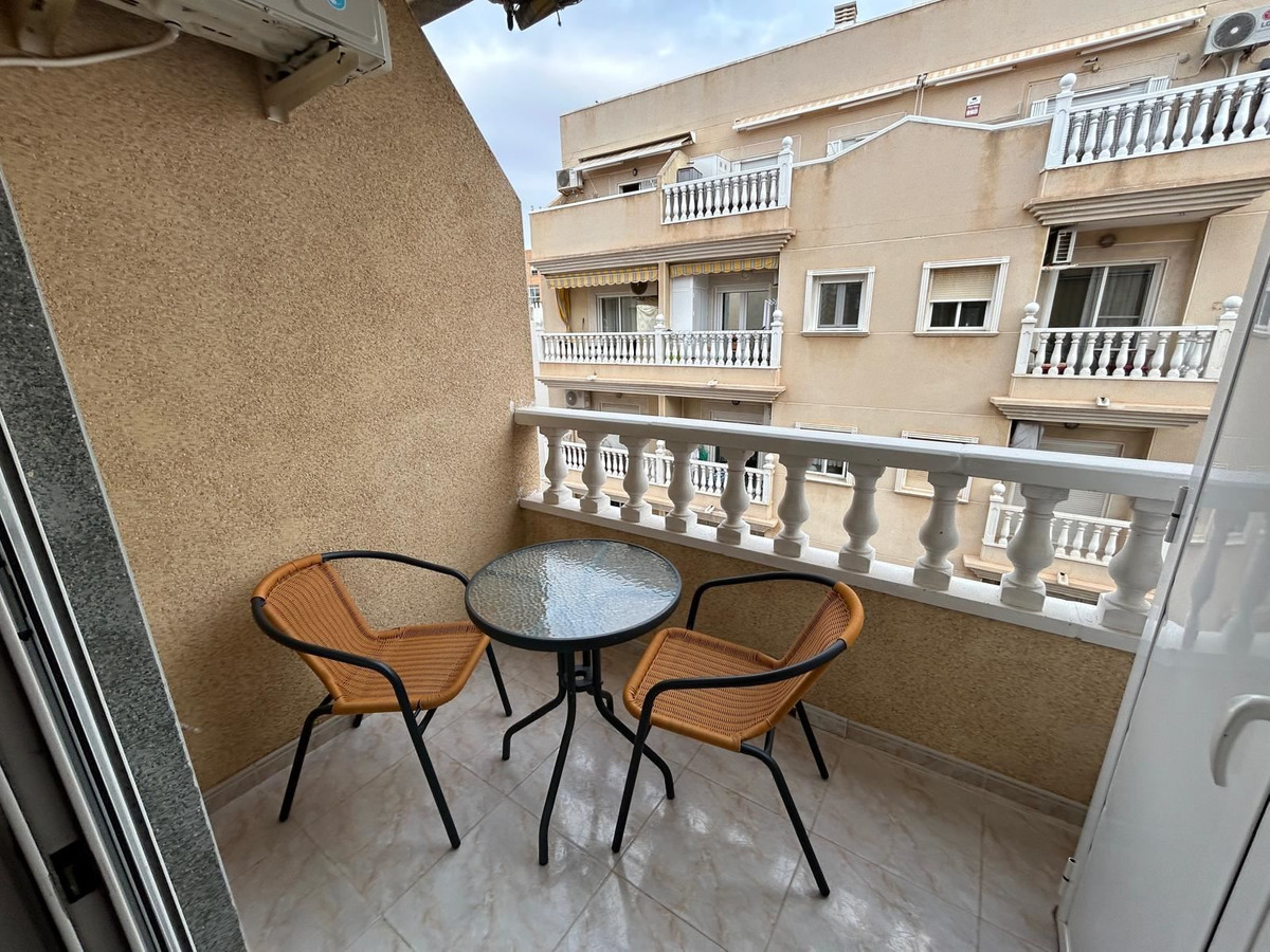 Appartement te koop in Torrevieja | 2 slaapkamers H5369356
