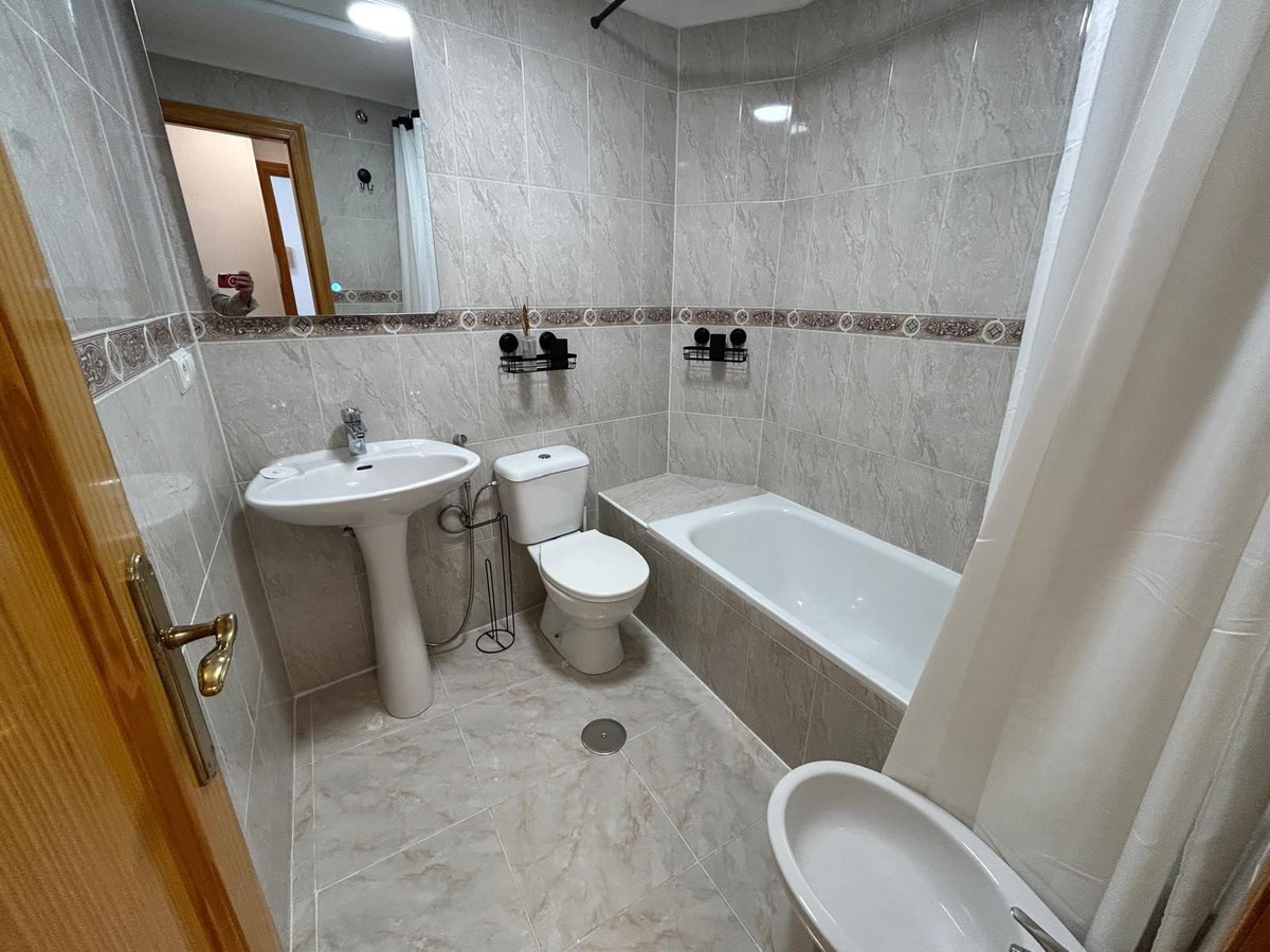 Appartement te koop in Torrevieja | 2 slaapkamers H5369356
