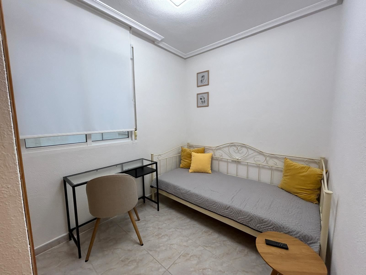 Appartement te koop in Torrevieja | 2 slaapkamers H5369356