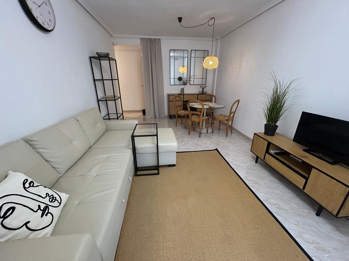 Appartement te koop in Torrevieja | 2 slaapkamers H5369356