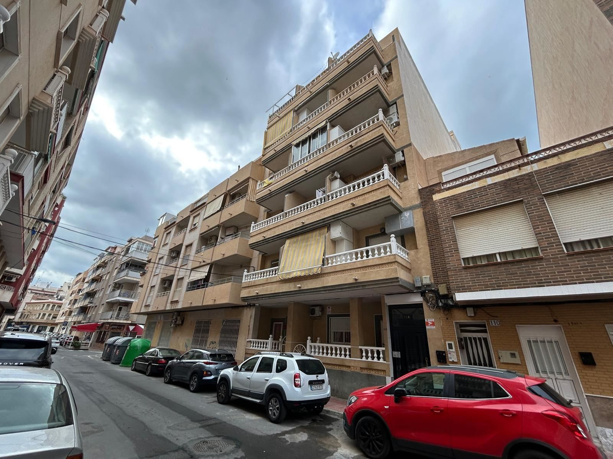 Appartement te koop in Torrevieja | 2 slaapkamers H5369356