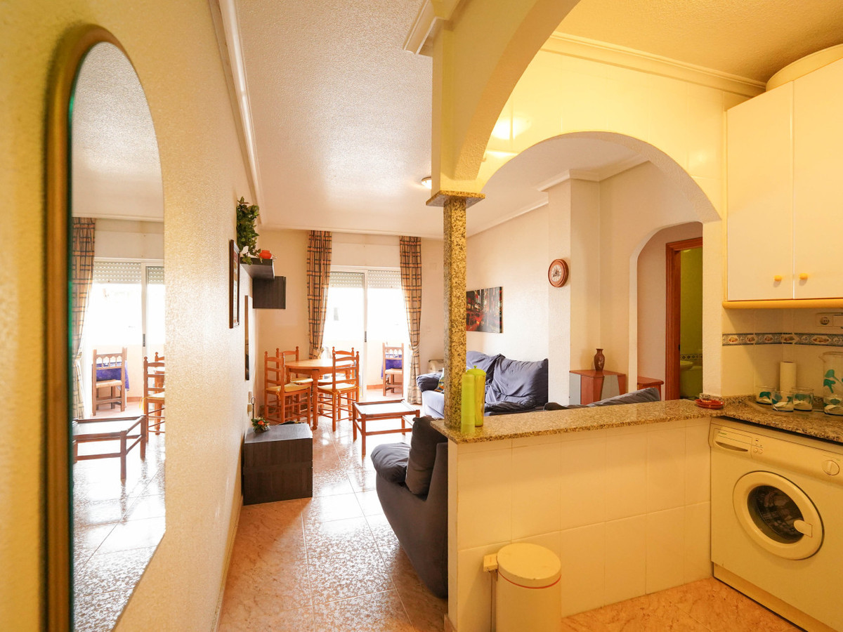 Appartement te koop in Torrevieja | 2 slaapkamers H5369683