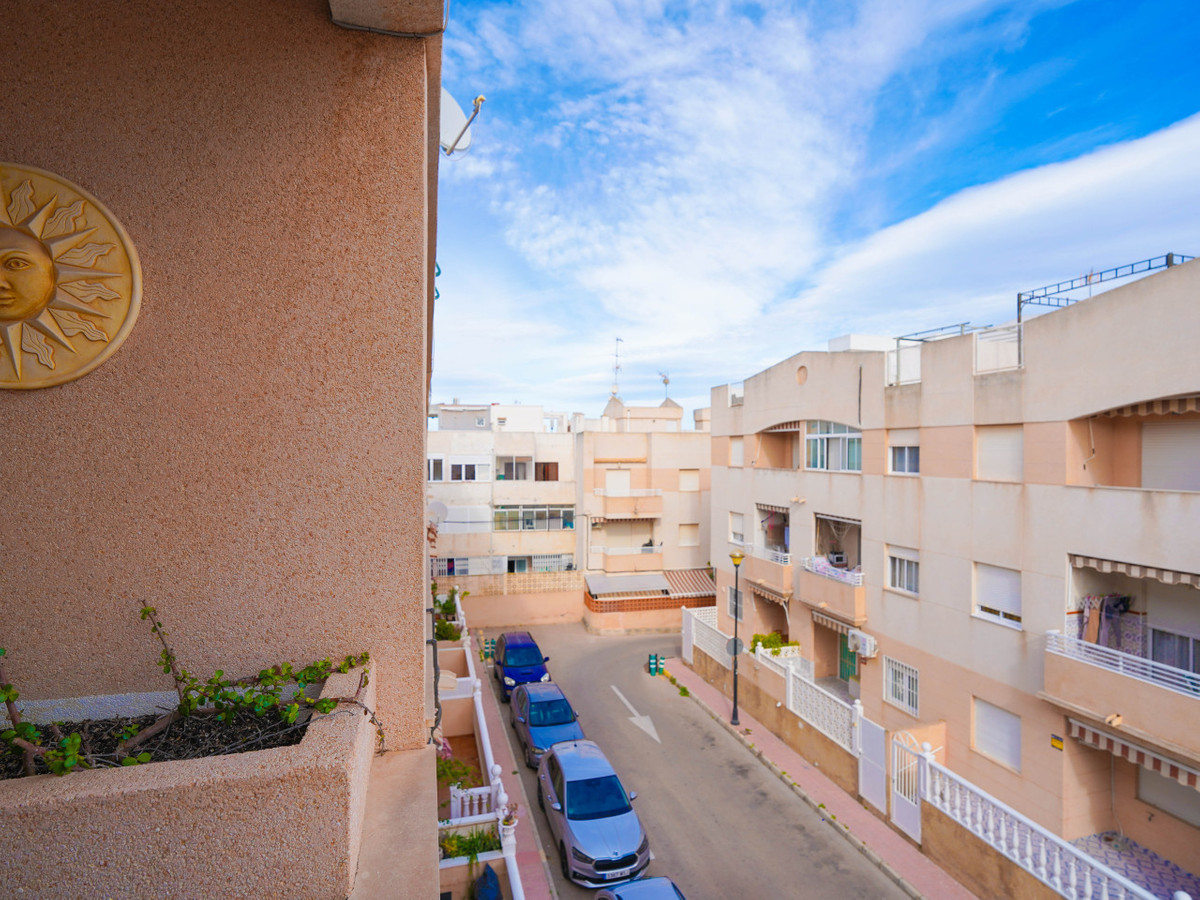 Appartement te koop in Torrevieja | 2 slaapkamers H5369683