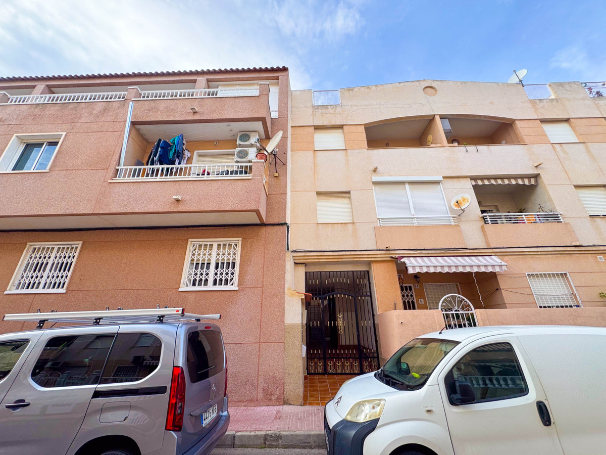 Appartement te koop in Torrevieja | 2 slaapkamers H5369683