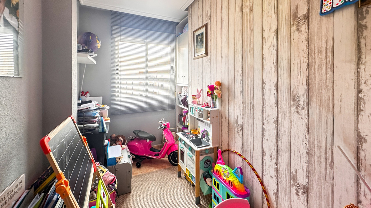 Appartement te koop in Torrevieja | 3 slaapkamers H5369896