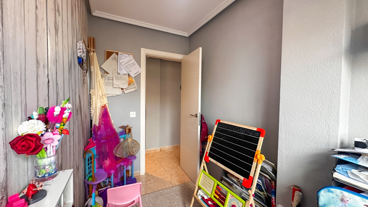 Appartement te koop in Torrevieja | 3 slaapkamers H5369896