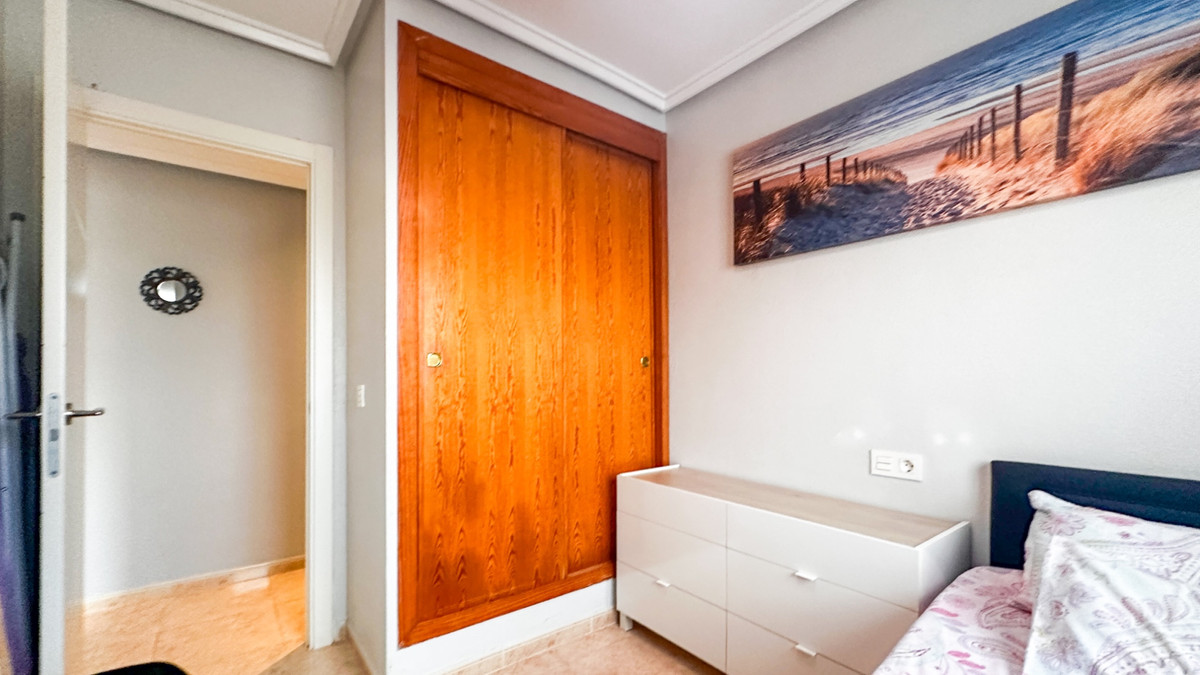 Appartement te koop in Torrevieja | 3 slaapkamers H5369896