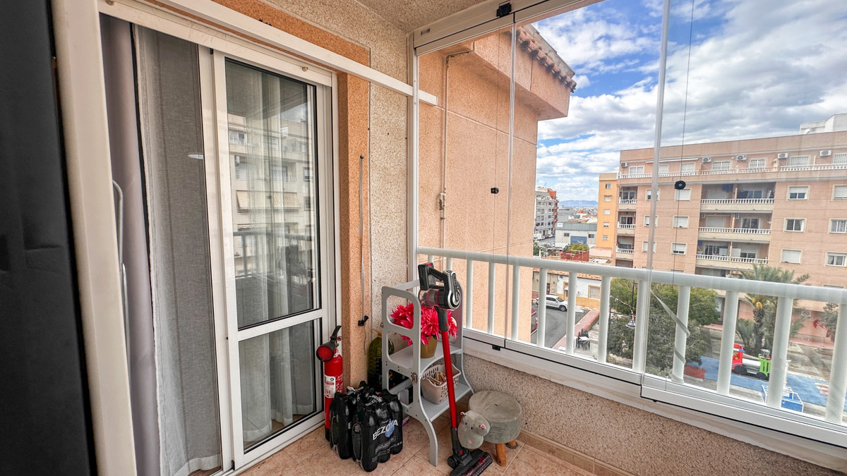 Appartement te koop in Torrevieja | 3 slaapkamers H5369896