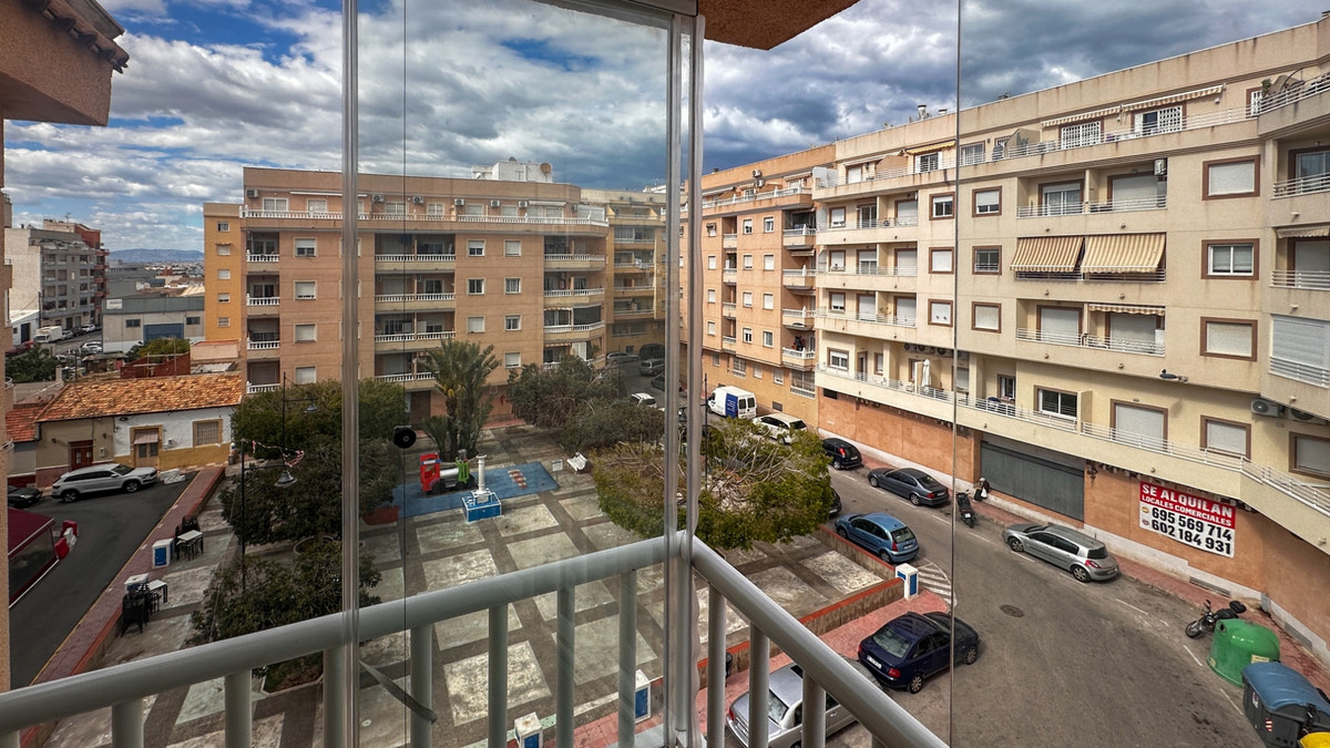 Appartement te koop in Torrevieja | 3 slaapkamers H5369896