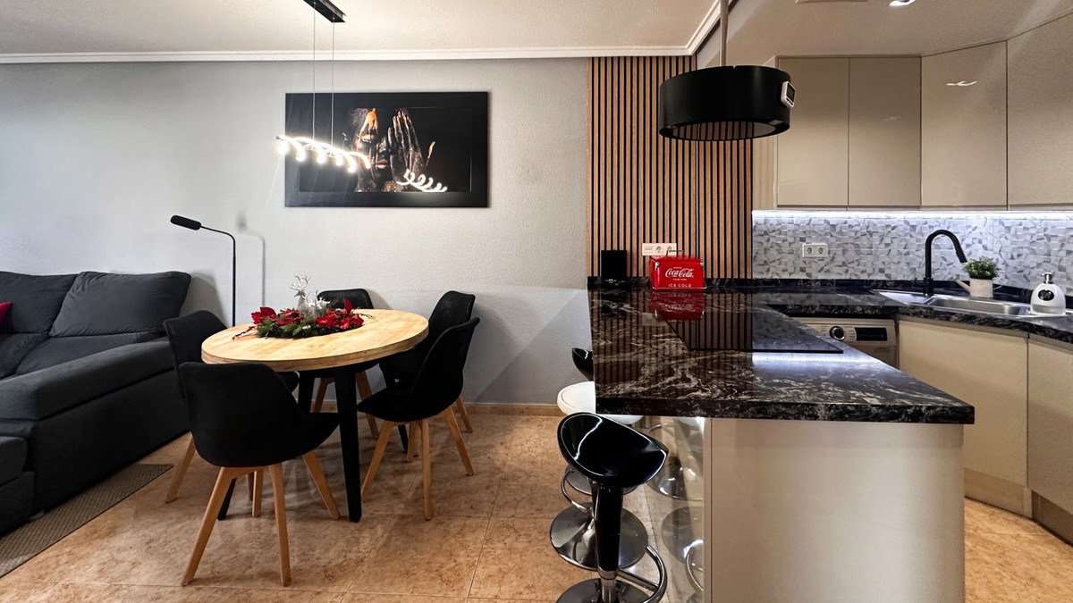 Appartement te koop in Torrevieja | 3 slaapkamers H5369896