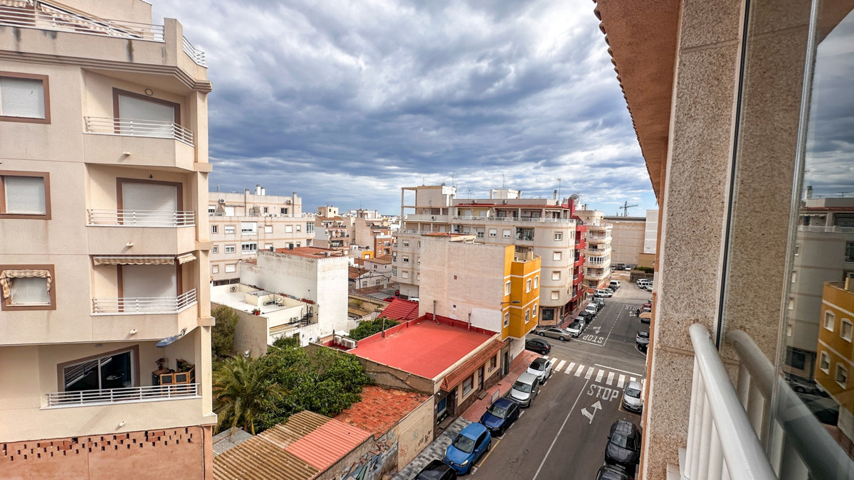 Appartement te koop in Torrevieja | 3 slaapkamers H5369896