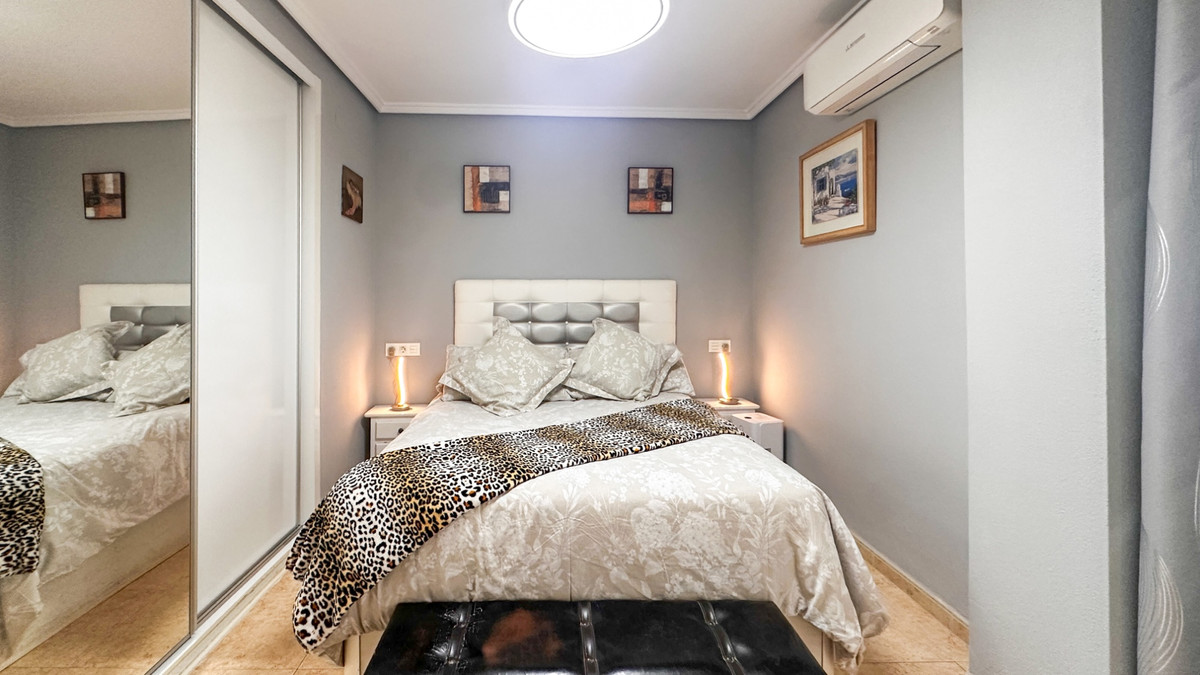 Appartement te koop in Torrevieja | 3 slaapkamers H5369896