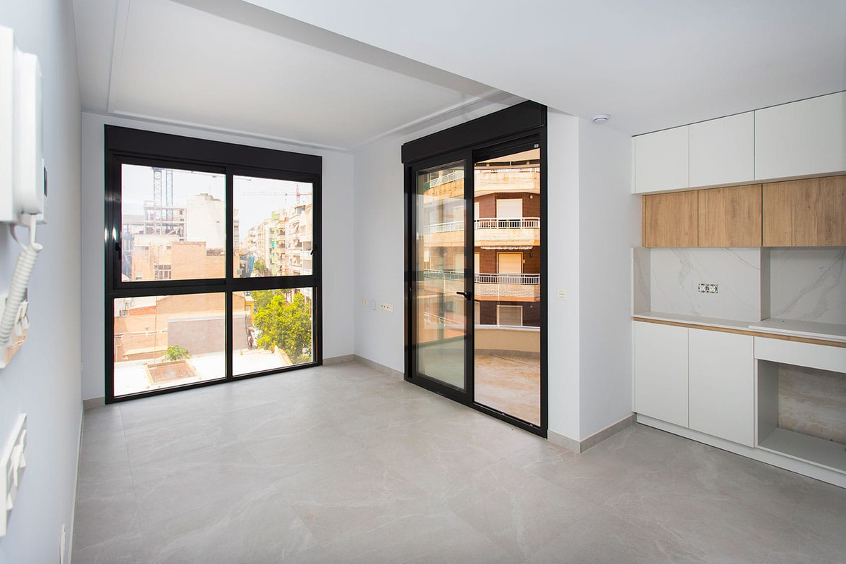 Appartement te koop in Torrevieja | 2 slaapkamers H5375116