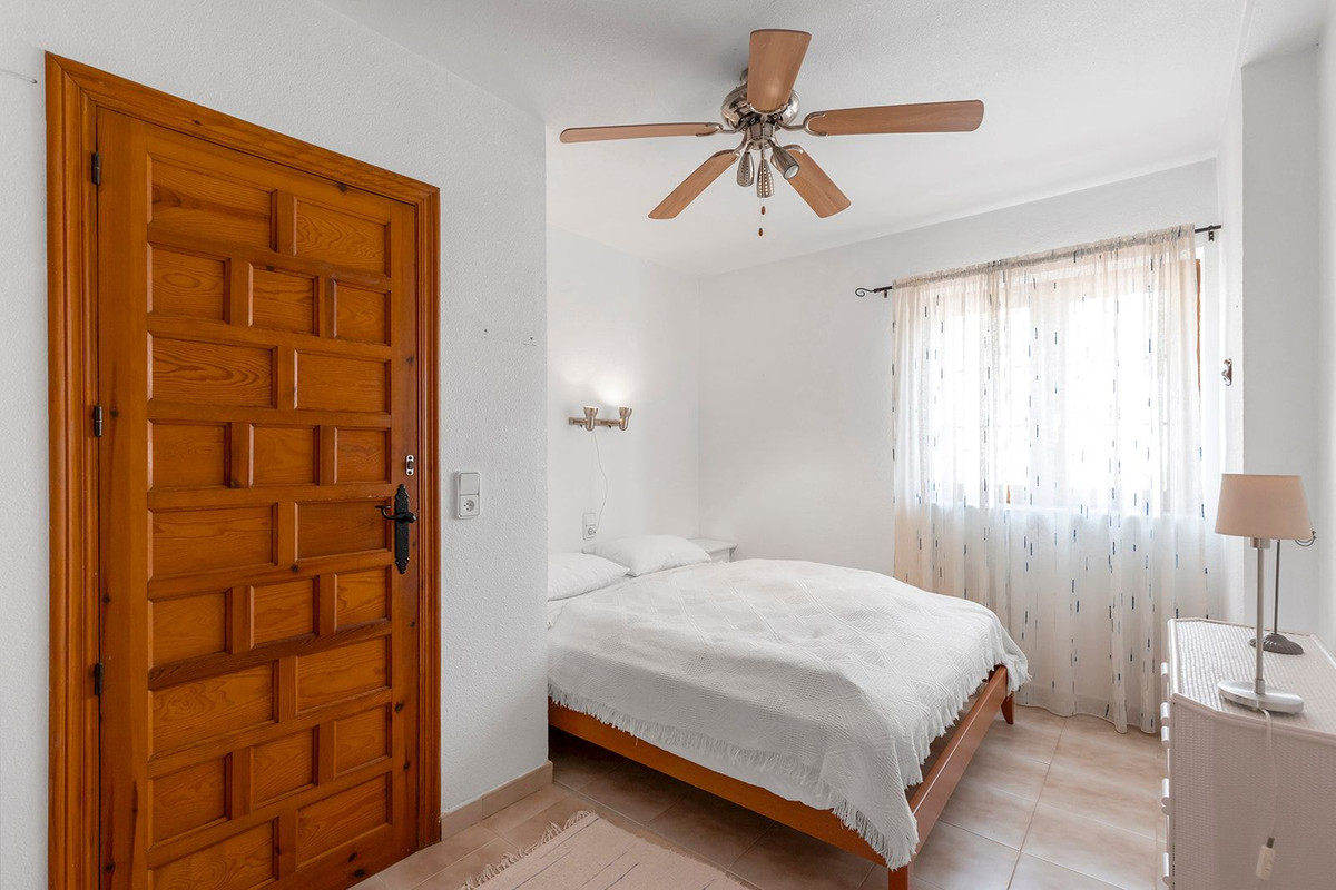 Duplex te koop in Torrevieja | 4 slaapkamers H5378932