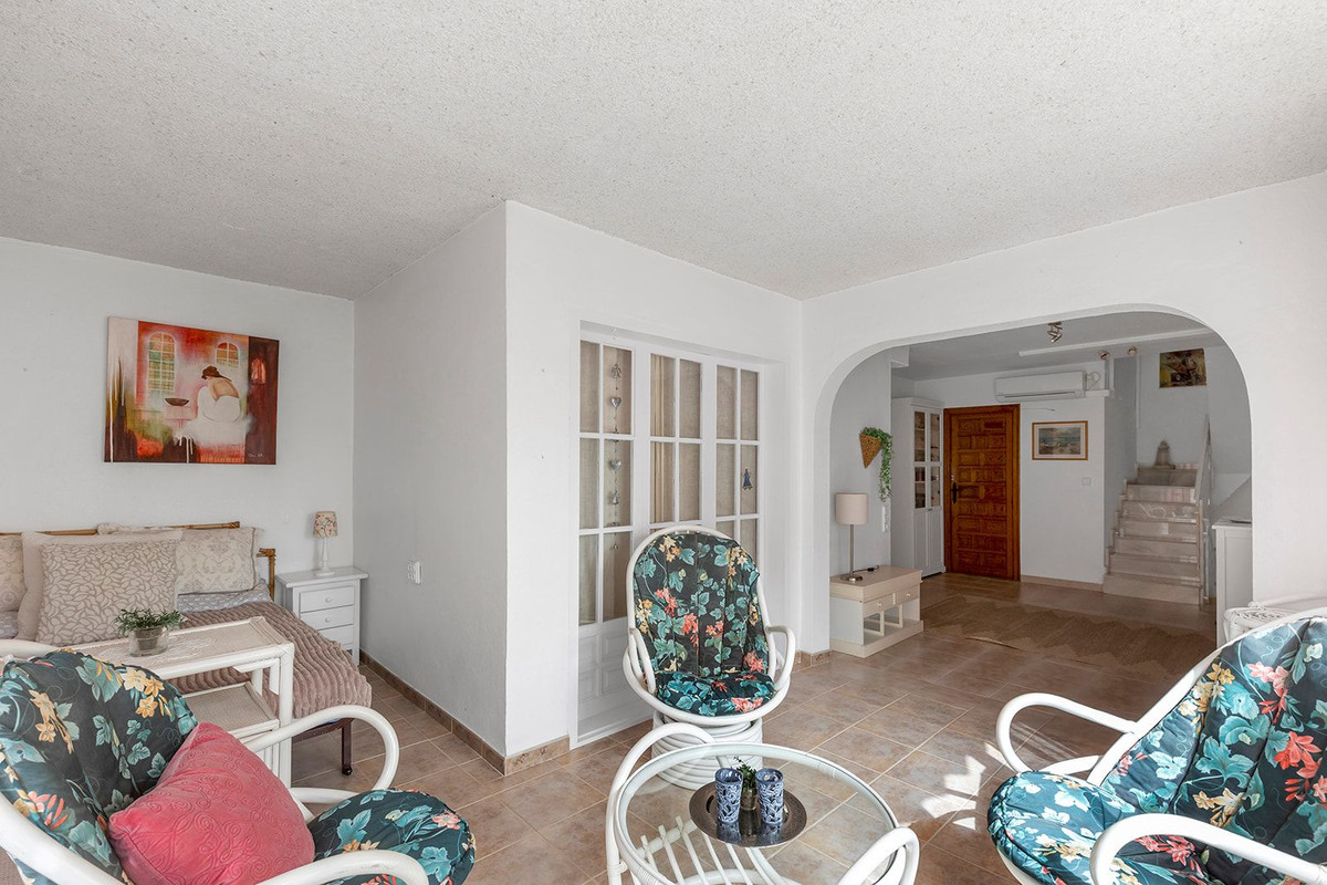 Duplex te koop in Torrevieja | 4 slaapkamers H5378932