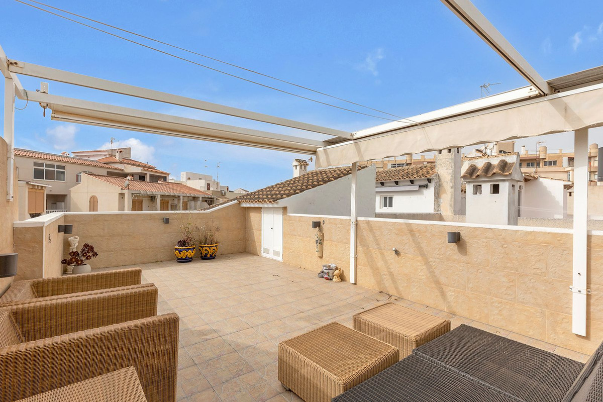 Duplex te koop in Torrevieja | 4 slaapkamers H5378932