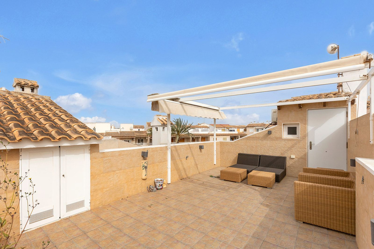 Duplex te koop in Torrevieja | 4 slaapkamers H5378932