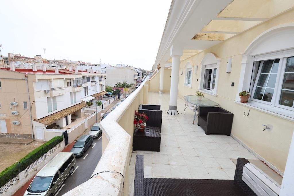 Penthouse te koop in Torrevieja | 3 slaapkamers H5380324