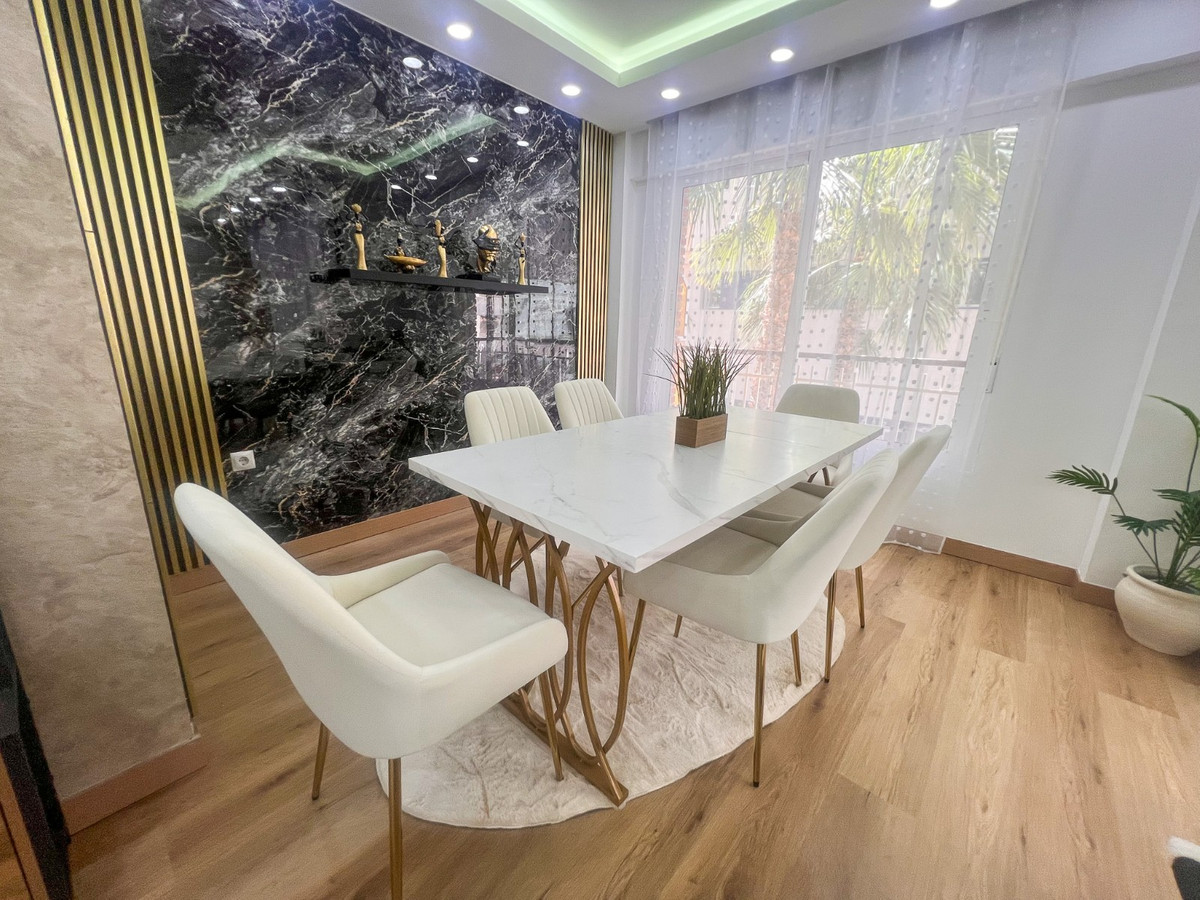 Appartement te koop in Torrevieja | 4 slaapkamers H5387326