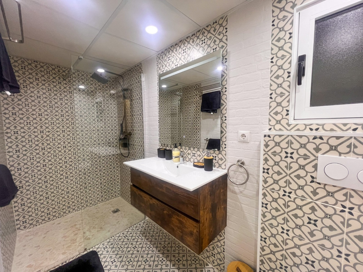 Appartement te koop in Torrevieja | 4 slaapkamers H5387326