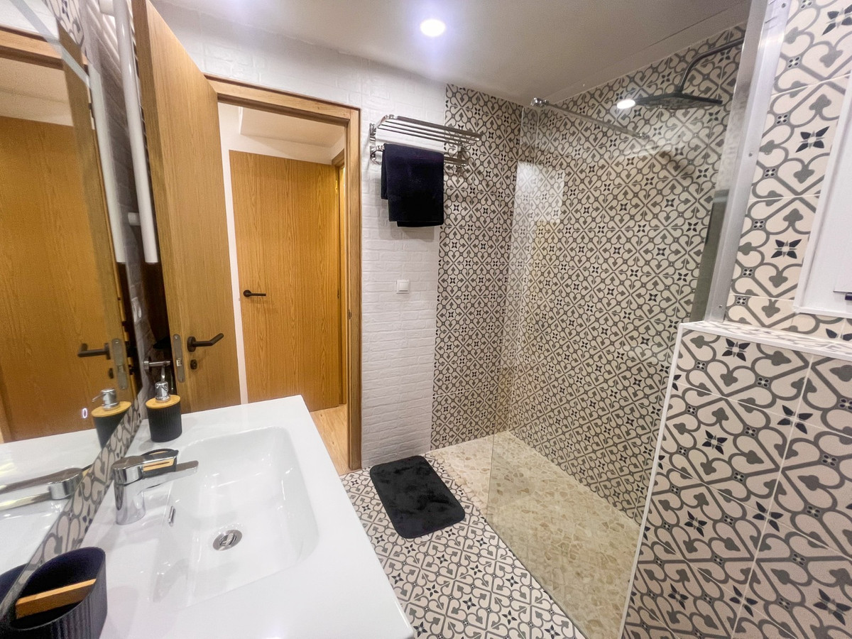 Appartement te koop in Torrevieja | 4 slaapkamers H5387326