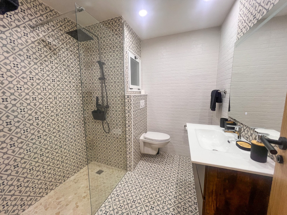 Appartement te koop in Torrevieja | 4 slaapkamers H5387326