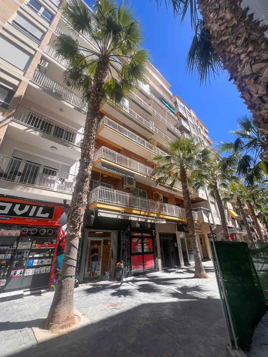 Appartement te koop in Torrevieja | 4 slaapkamers H5387326