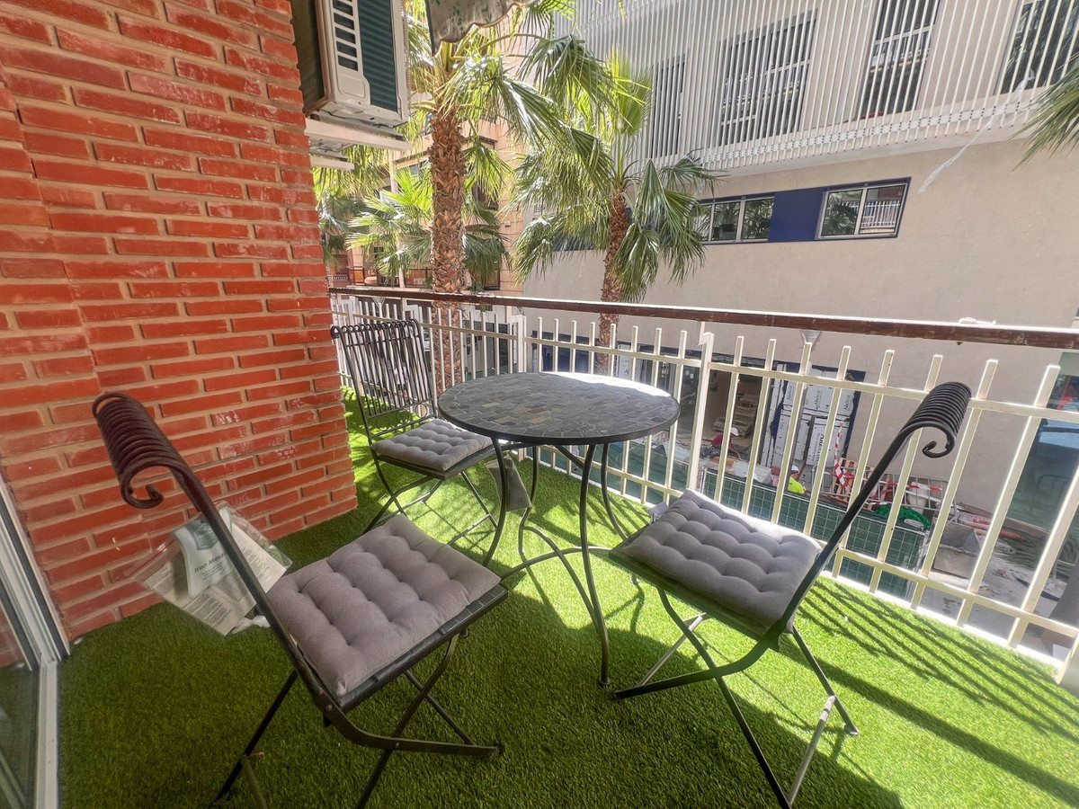 Appartement te koop in Torrevieja | 4 slaapkamers H5387326