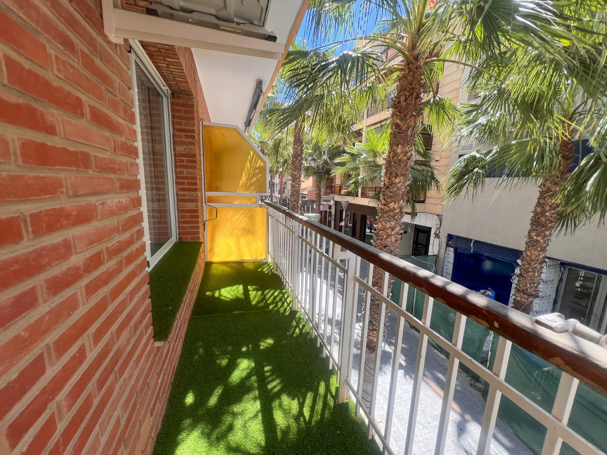 Appartement te koop in Torrevieja | 4 slaapkamers H5387326