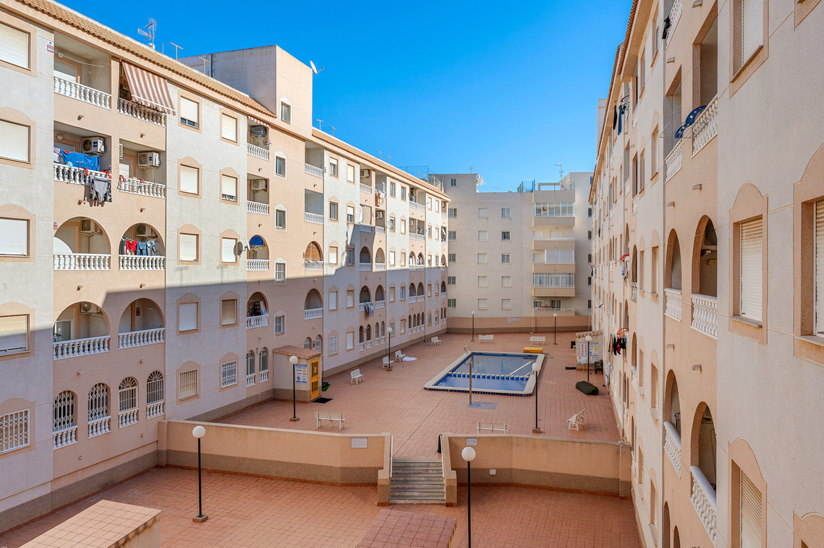 Appartement te koop in Torrevieja | 3 slaapkamers H5388307