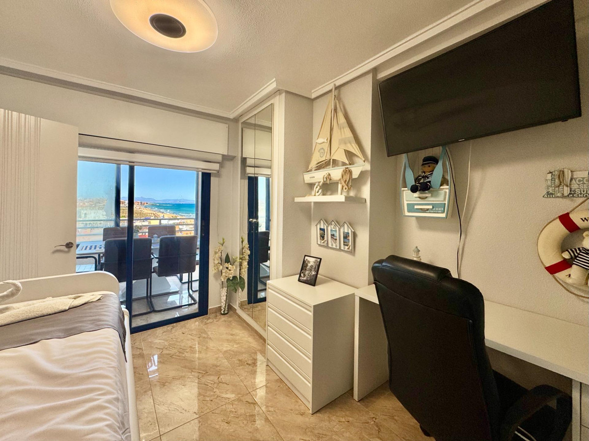 Appartement te koop in Torrevieja | 2 slaapkamers H5389444