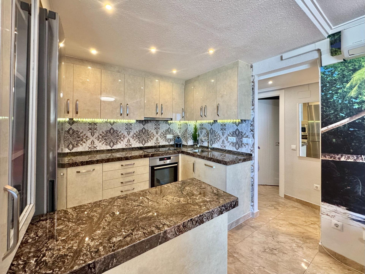 Appartement te koop in Torrevieja | 2 slaapkamers H5389444
