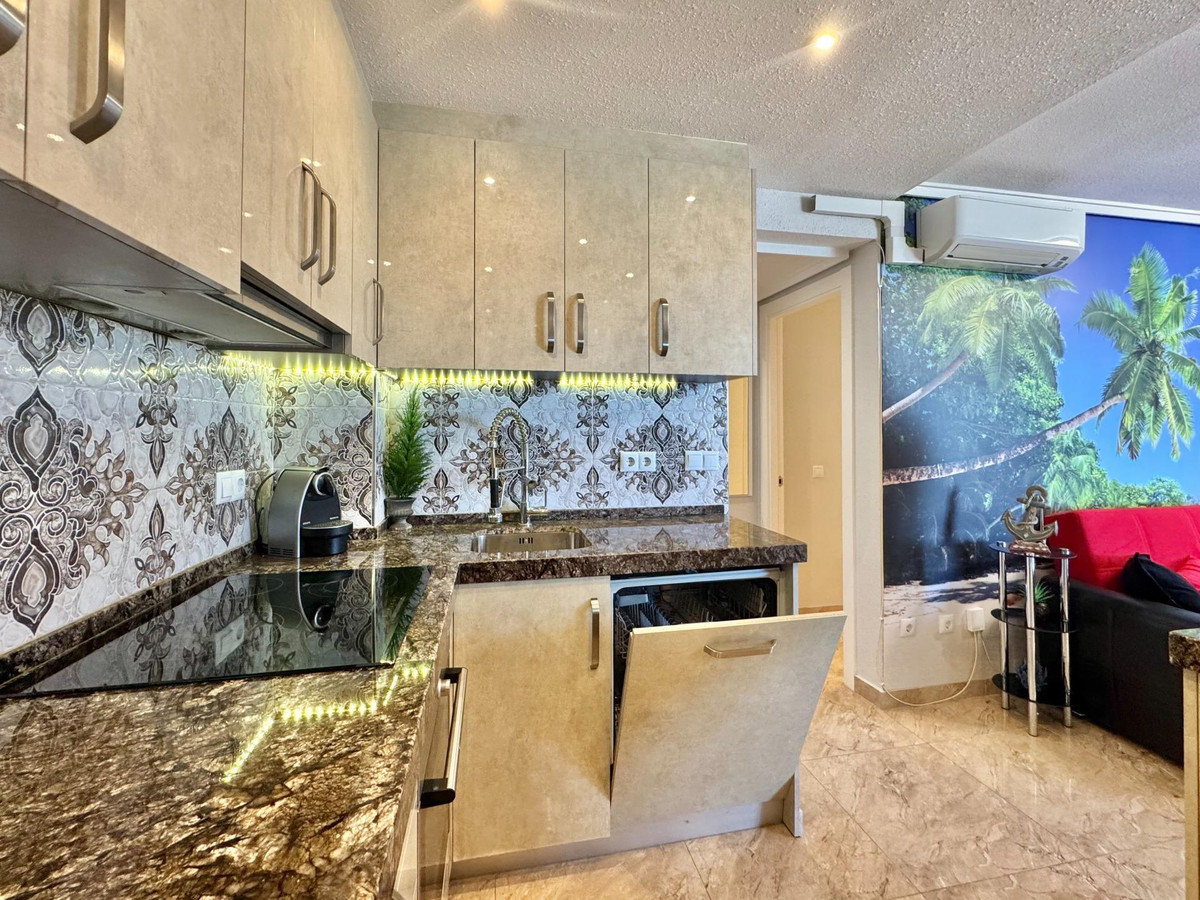 Appartement te koop in Torrevieja | 2 slaapkamers H5389444