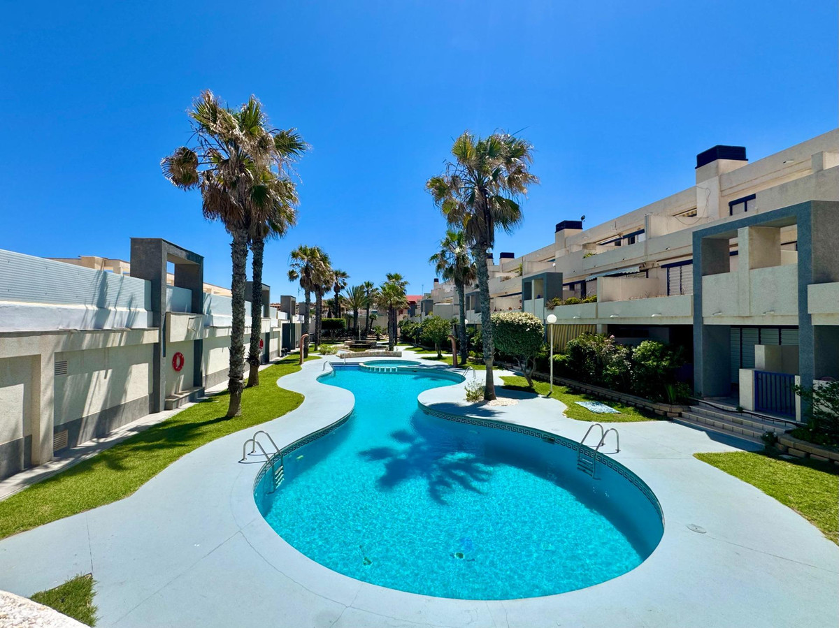 Appartement te koop in Torrevieja | 2 slaapkamers H5389444