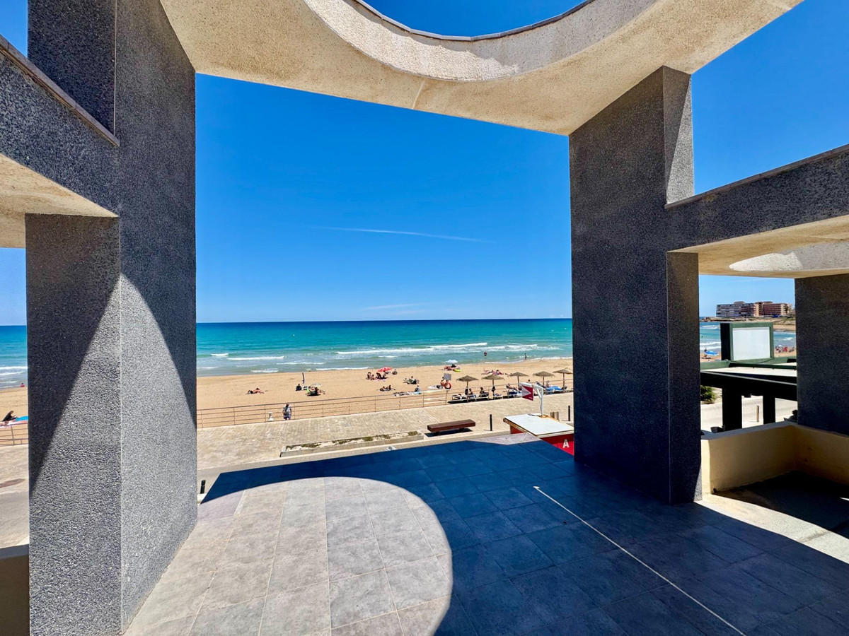 Appartement te koop in Torrevieja | 2 slaapkamers H5389444