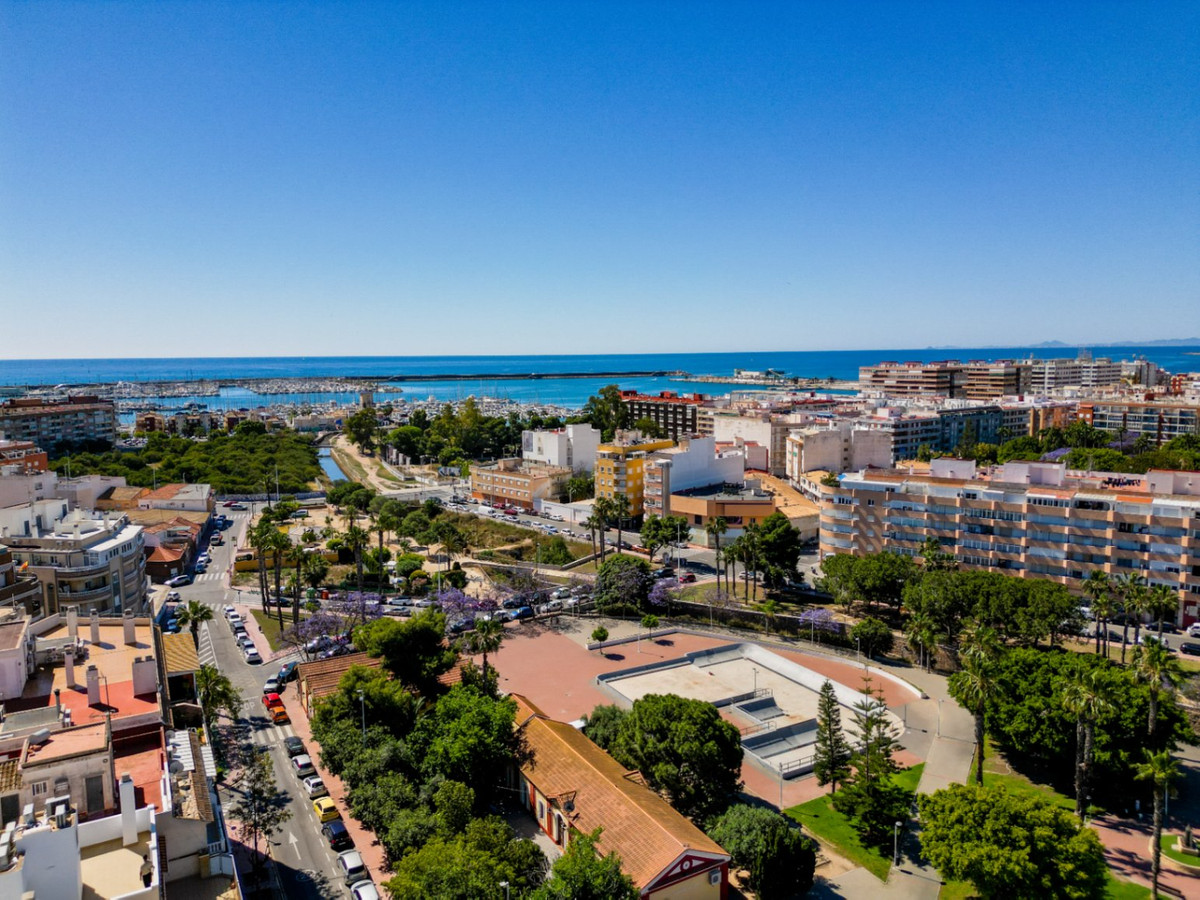 Appartement te koop in Torrevieja | 2 slaapkamers H5391334