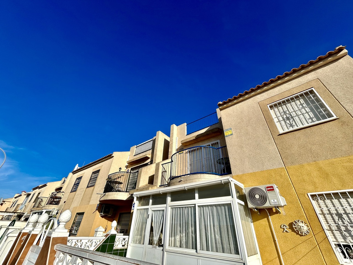 Penthouse te koop in Torrevieja | 2 slaapkamers H5391406