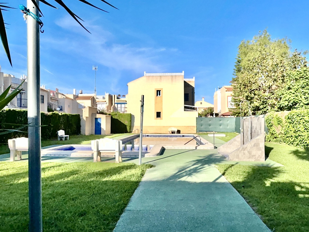 Penthouse te koop in Torrevieja | 2 slaapkamers H5391406