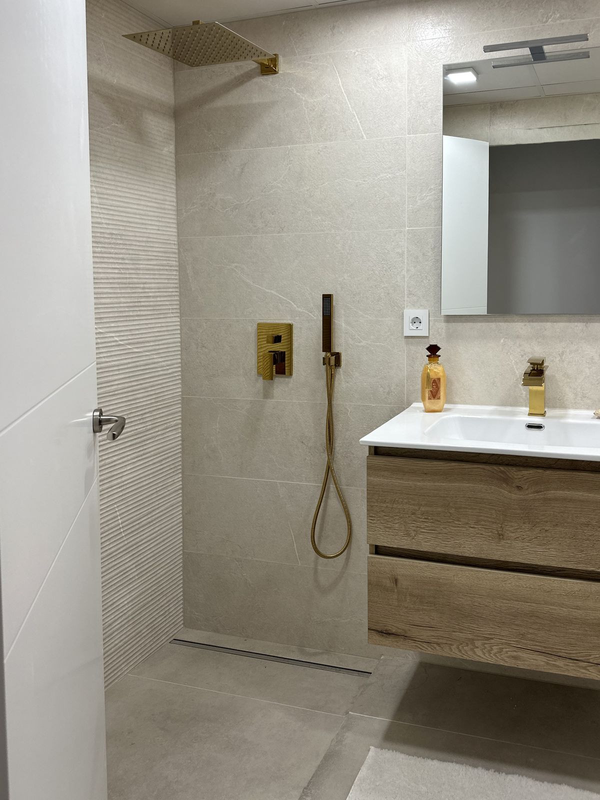Appartement te koop in Torrevieja | 2 slaapkamers H5394403