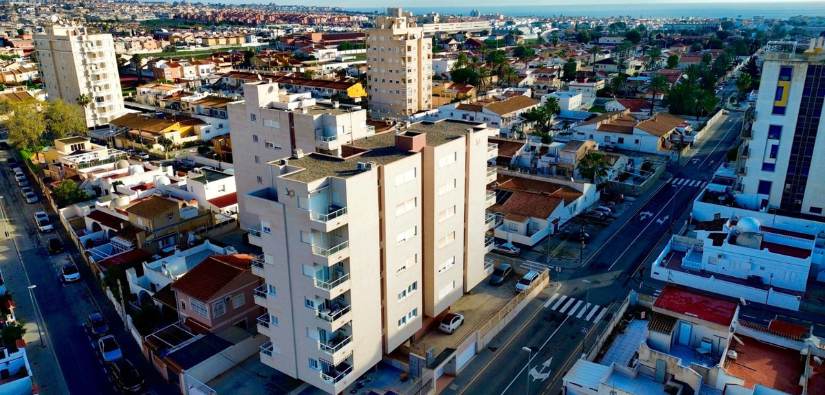 Huis te koop in Torrevieja | 2 slaapkamers H5398567