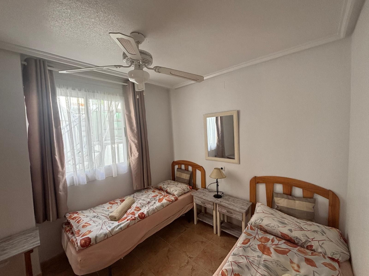 Appartement te koop in Torrevieja | 2 slaapkamers H5406376