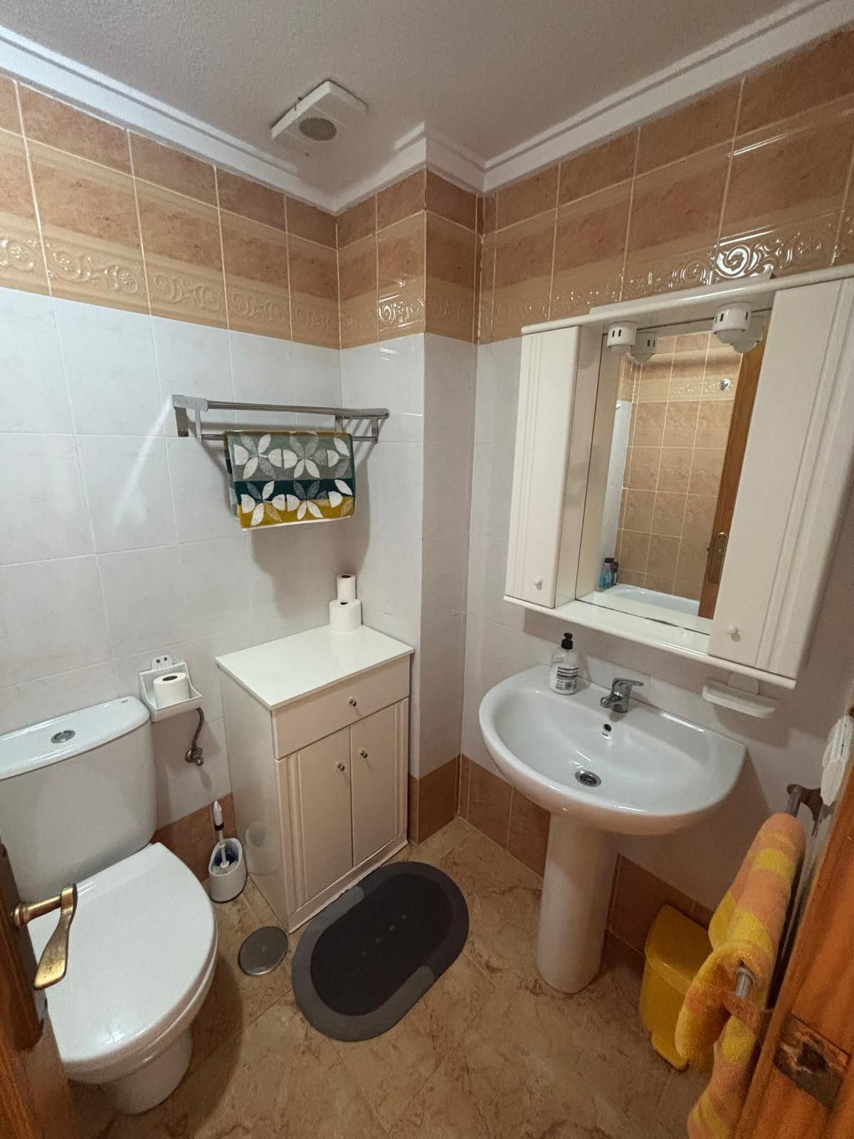 Appartement te koop in Torrevieja | 2 slaapkamers H5406376